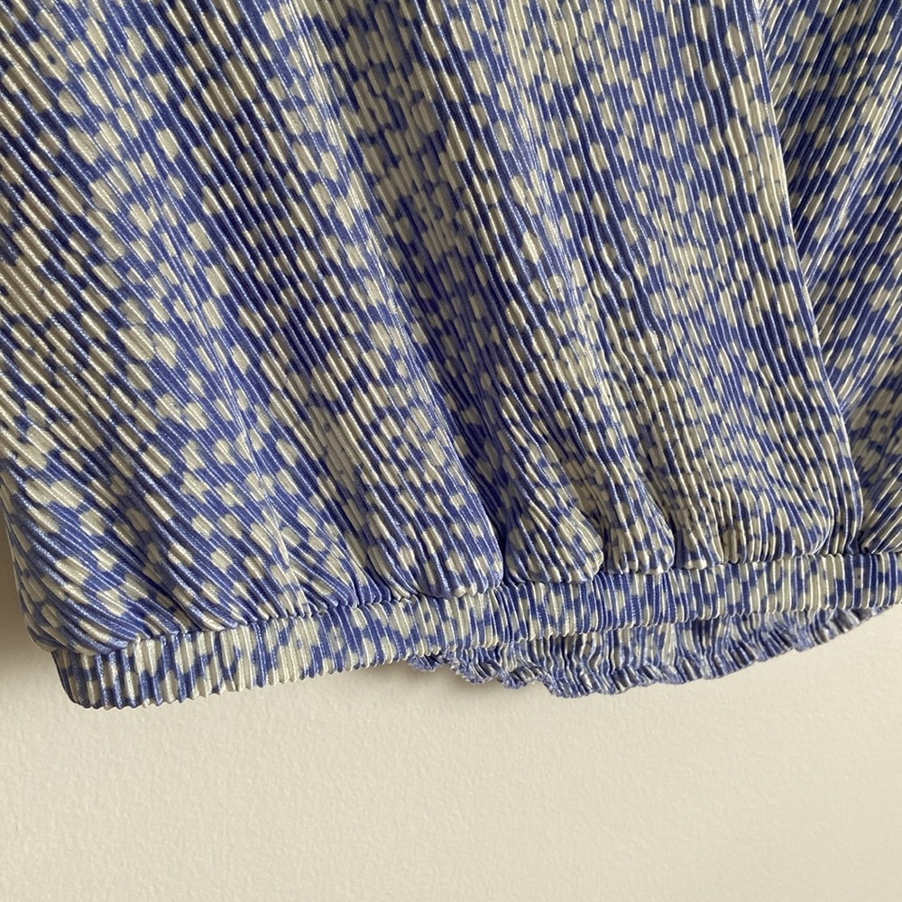 ASTR the Label Short Sleeve Plisse Top SIZE M - Picture 8 of 11